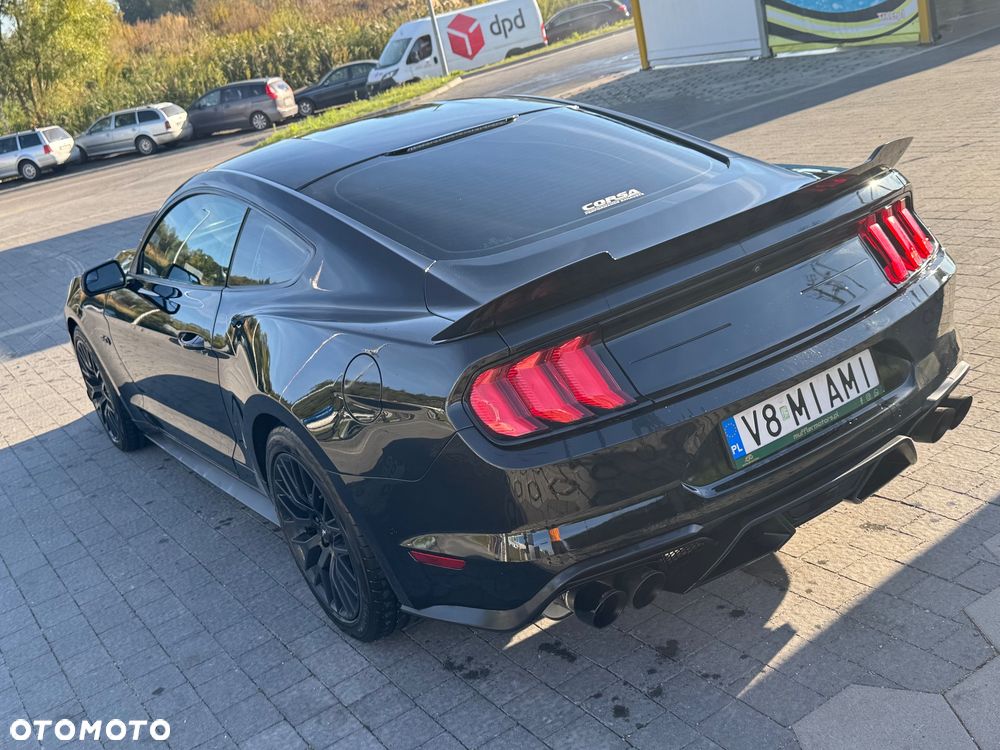 Ford Mustang 5.0 V8 GT - 4