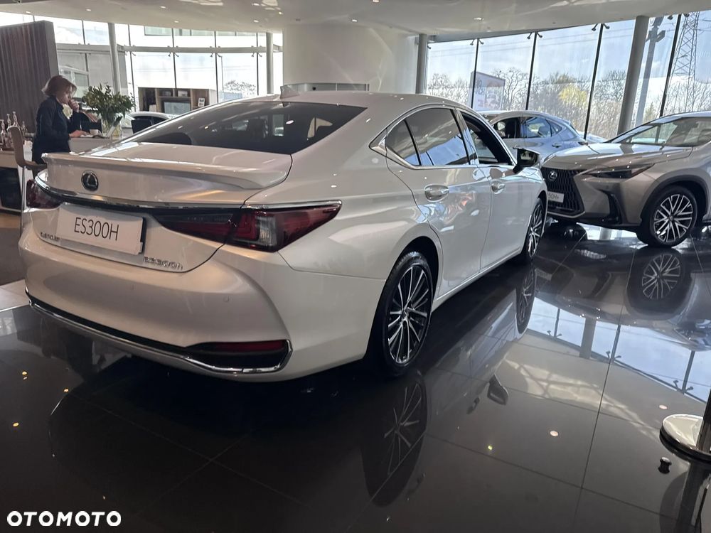 Lexus ES - 28