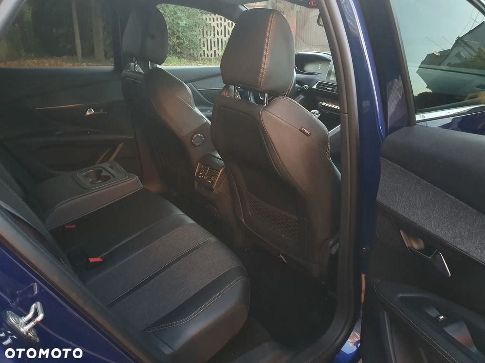Peugeot 3008 2.0 HDi Allure - 17