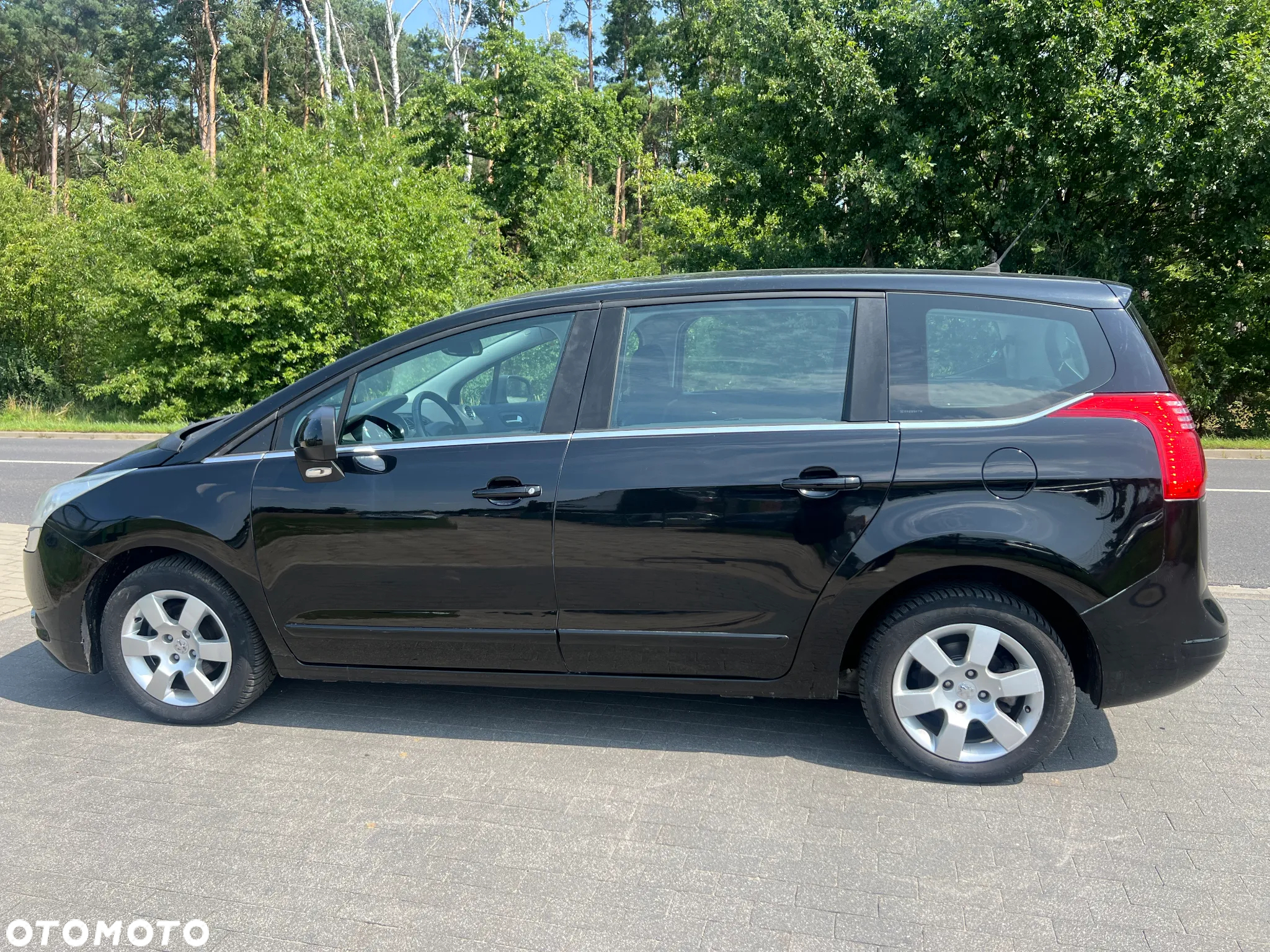 Peugeot 5008 - 5