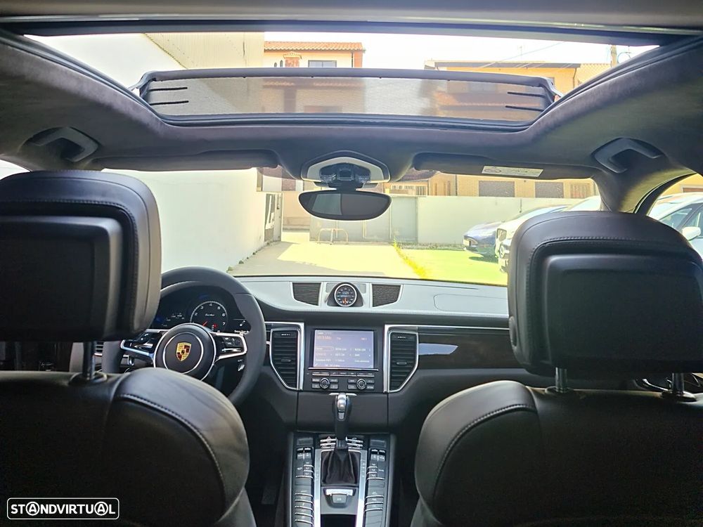 Porsche Macan Turbo - 10
