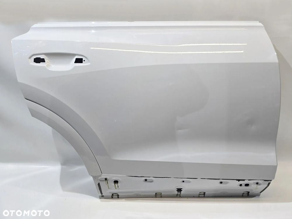 drzwi tył prawy prawe audi q9 19r - 2