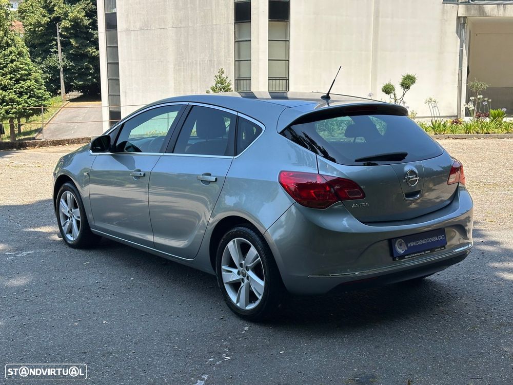 Opel Astra 1.4 Cosmo - 16