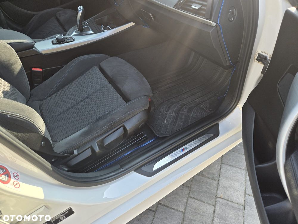 BMW Seria 1 118i M Sport - 16