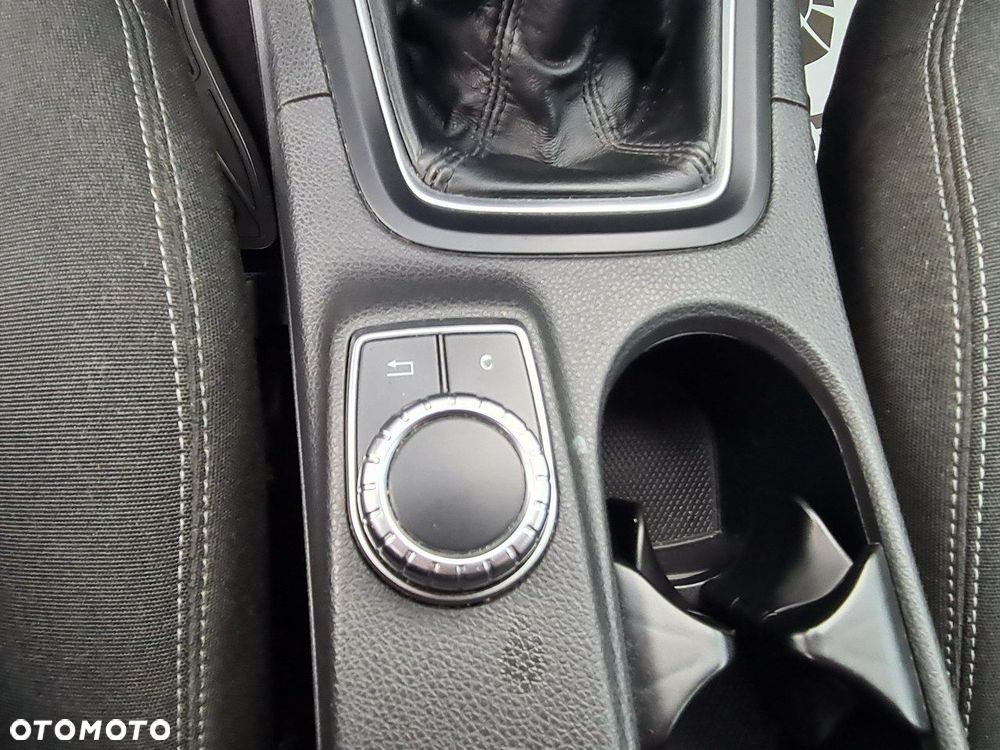 Mercedes-Benz Klasa B 180 CDI - 16