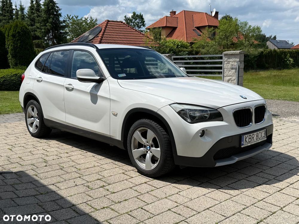 BMW X1 sDrive18i - 1