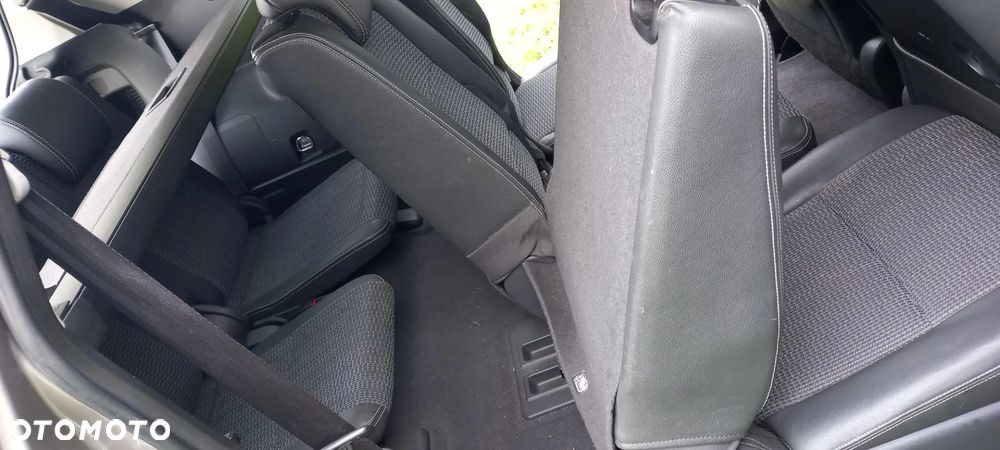 Toyota Verso 1.8 7-Sitzer Executive - 15