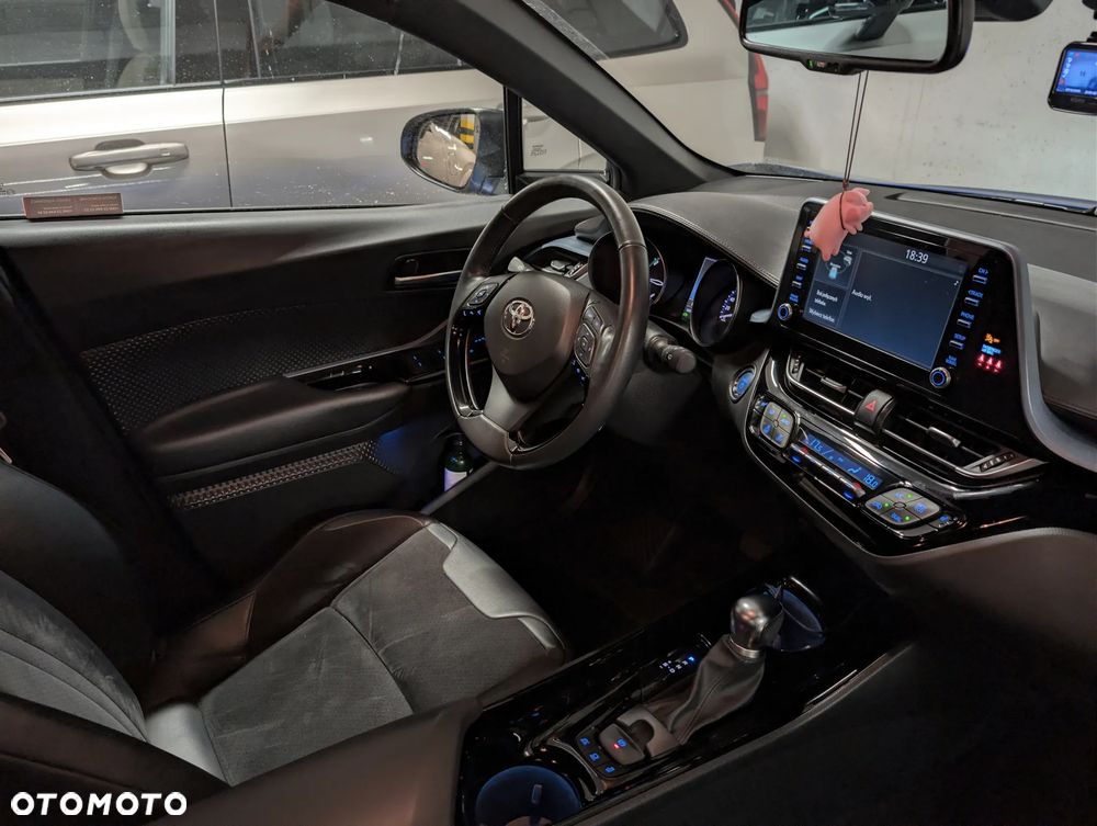 Toyota C-HR 2.0 Hybrid Selection - 29