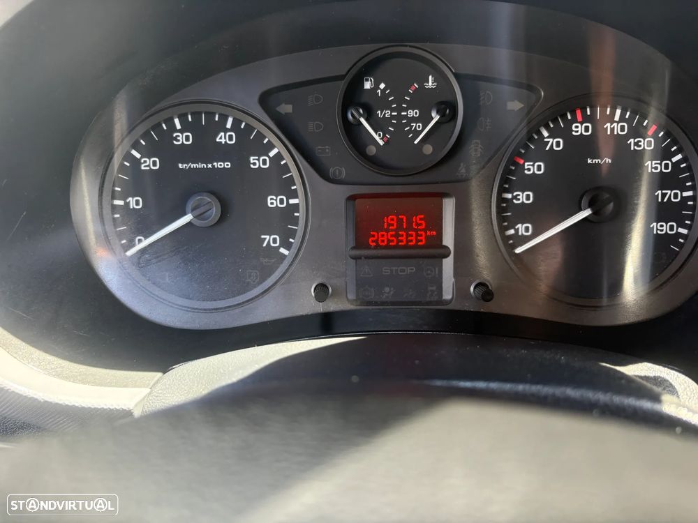 Peugeot Partner 1.6 HDi Confort - 11