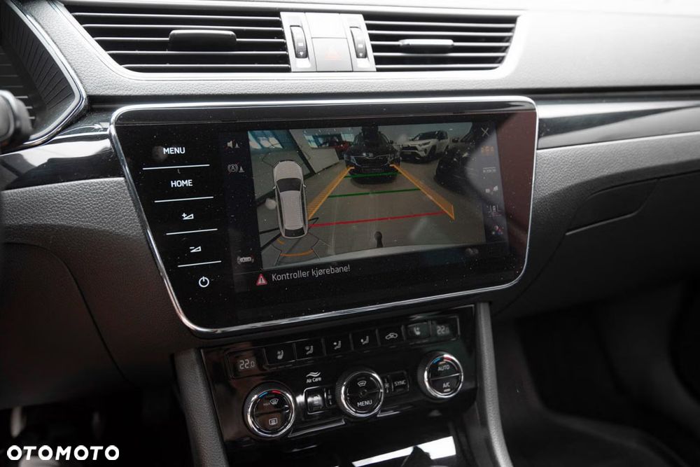 Skoda Superb 2.0 TDI 4x4 DSG L&K - 21