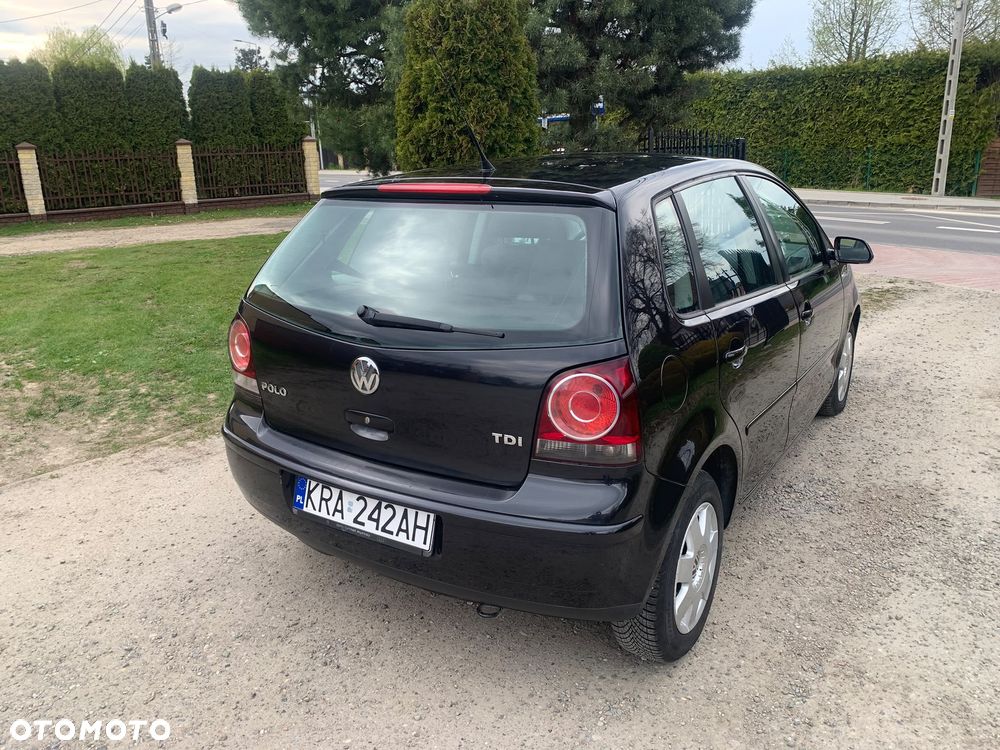 Volkswagen Polo - 8