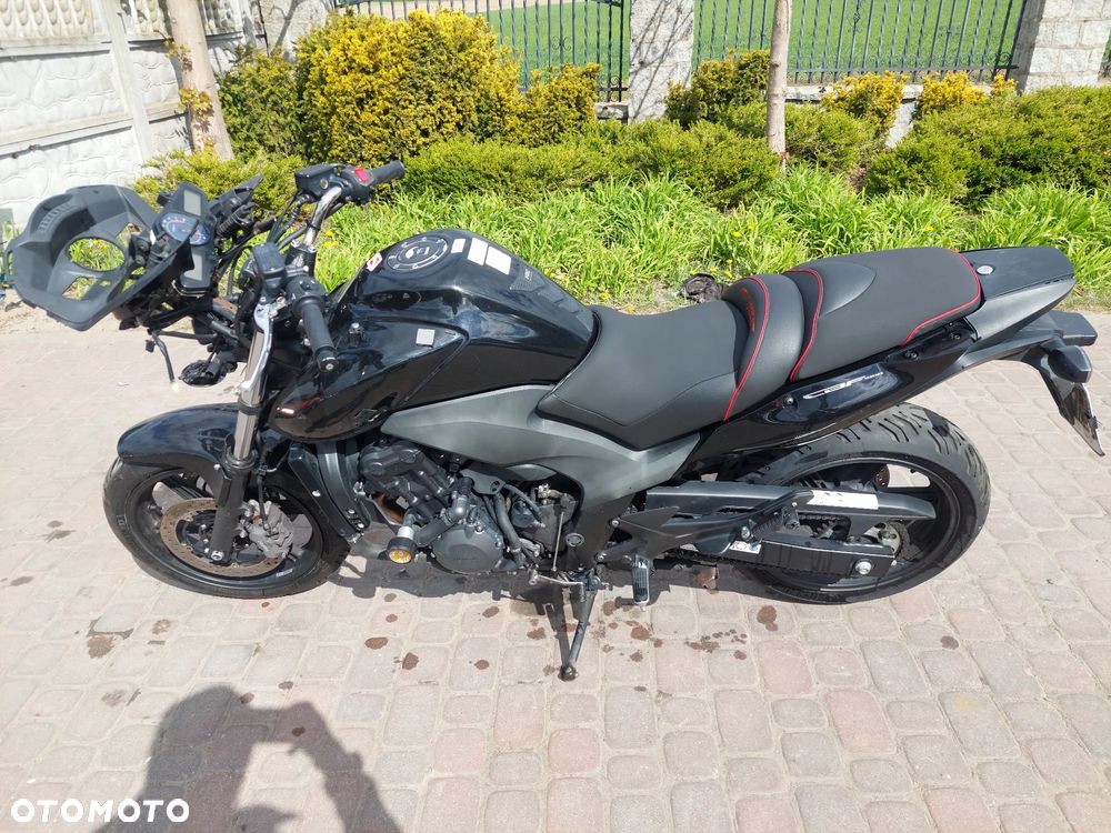 Honda CBF - 2