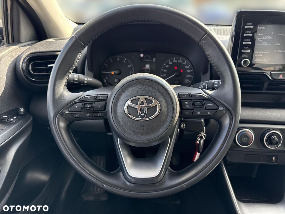 Toyota Yaris - 12