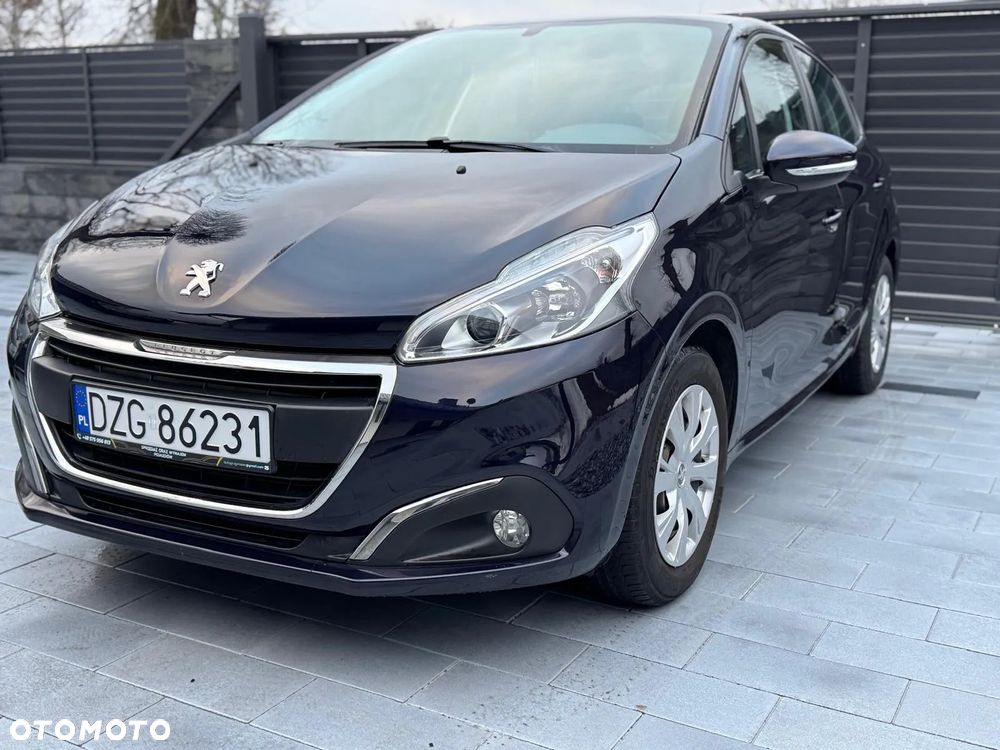 Peugeot 208 1.2 PureTech Allure S&S - 11