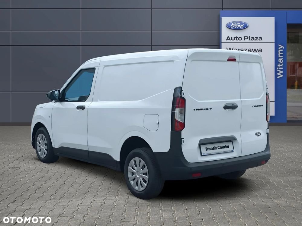 Ford Transit Courier - 3