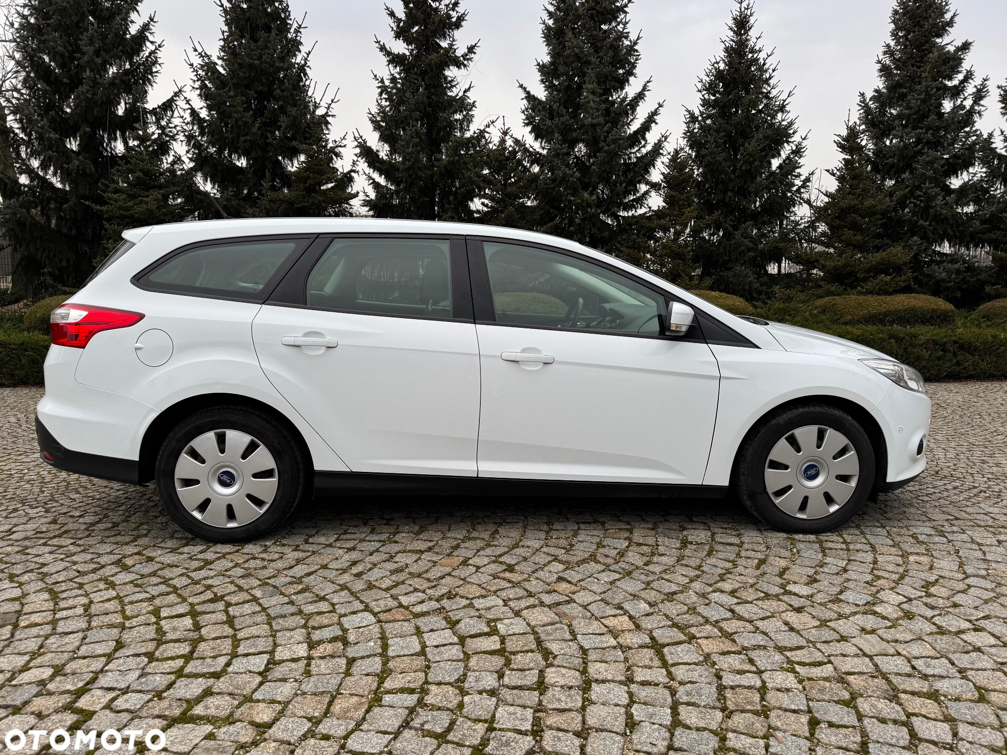 Ford Focus Turnier 1.0 EcoBoost Start-Stopp-System SYNC Edition - 6