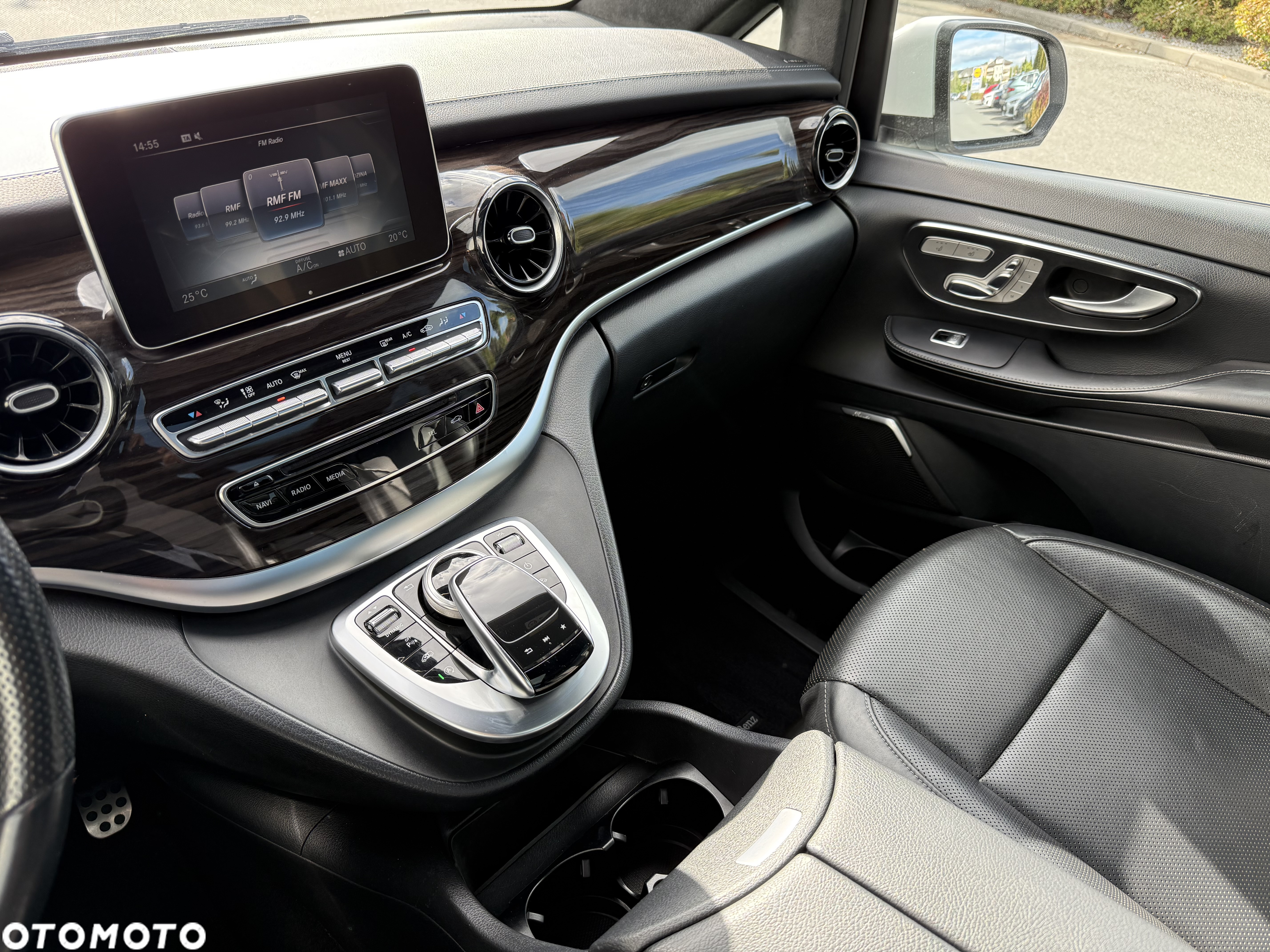 Mercedes-Benz Klasa V 300 d 4-Matic 9G-Tronic - 16