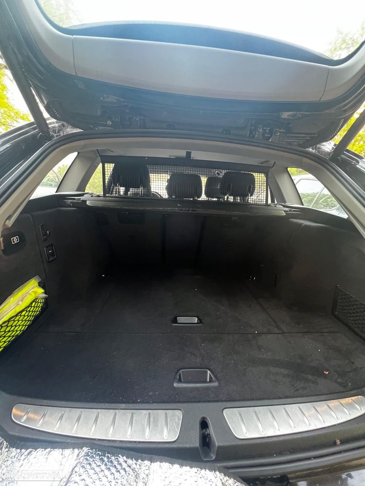 BMW 318 d Line Sport Shadow Auto - 19