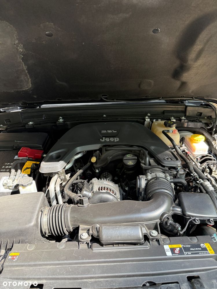 Jeep Wrangler - 21