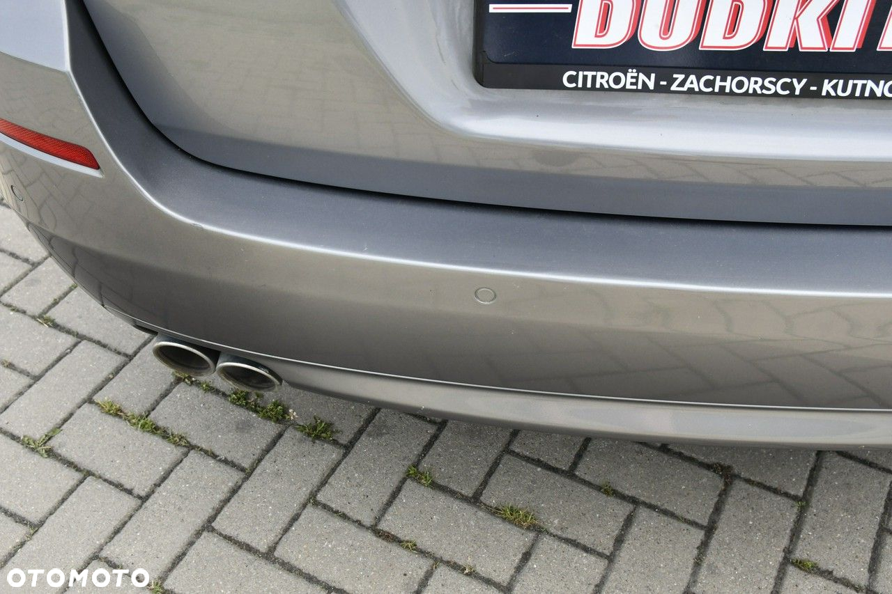 BMW Seria 5 - 12