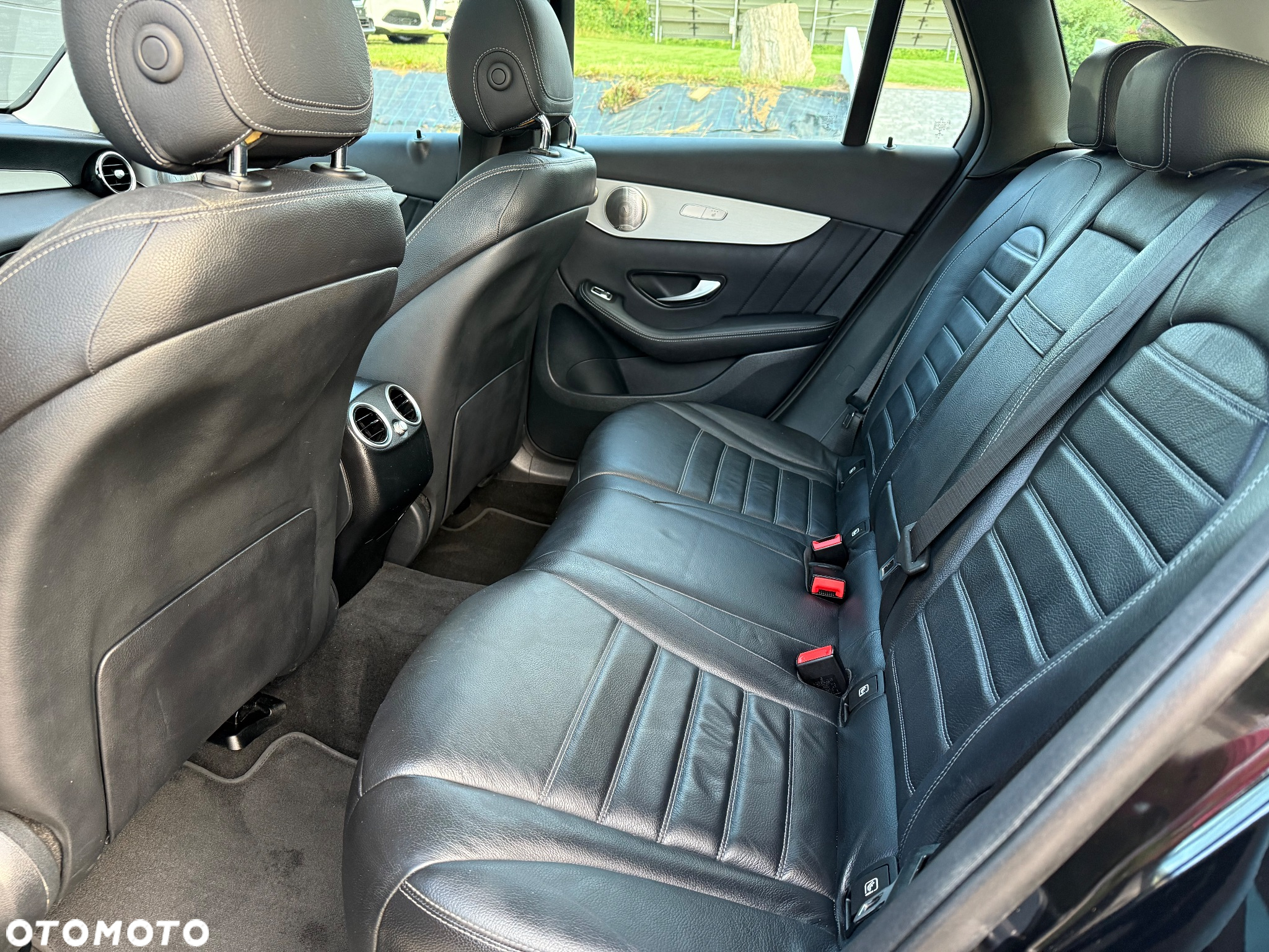 Mercedes-Benz GLC 220 d 4Matic 9G-TRONIC - 37