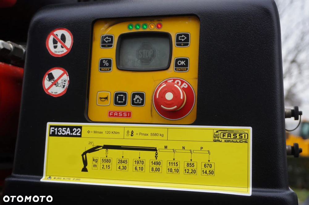 Renault C280 DTI 8 / HDS Fassi 5,6 t / Zasięg 8 m / Platforma 15 EPAL - 13