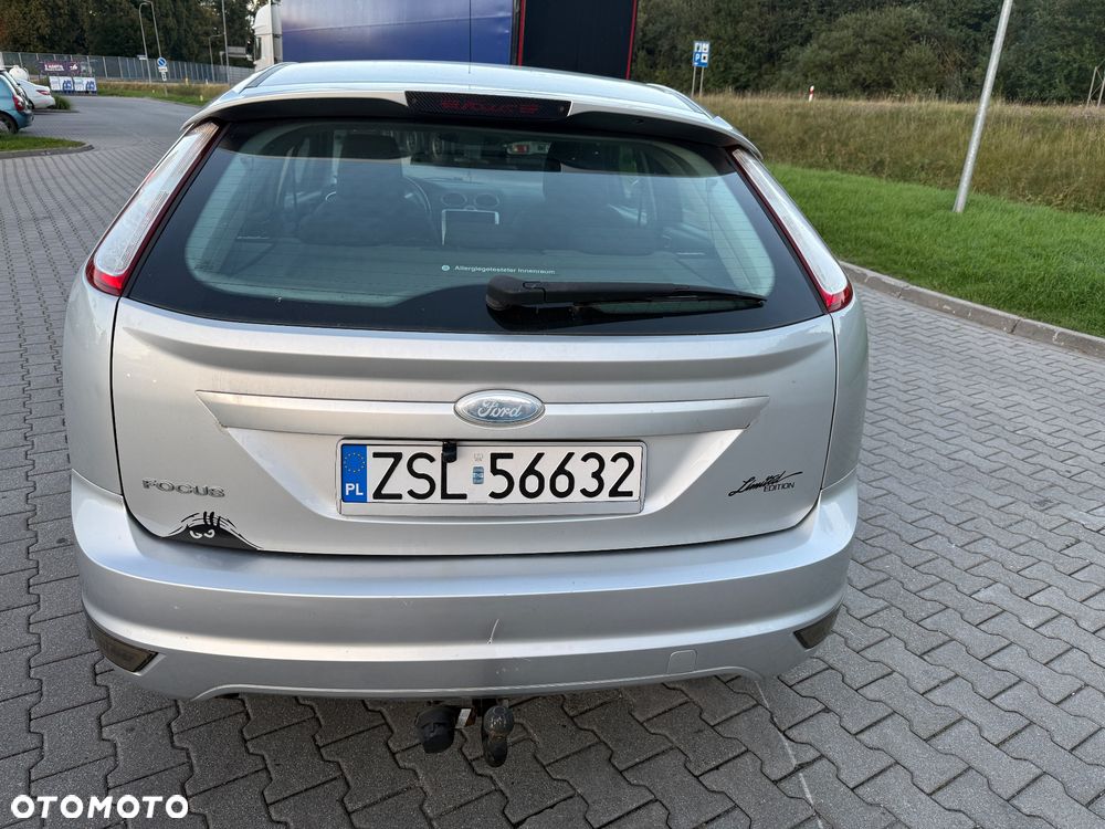Ford Focus 1.6 Ambiente - 5