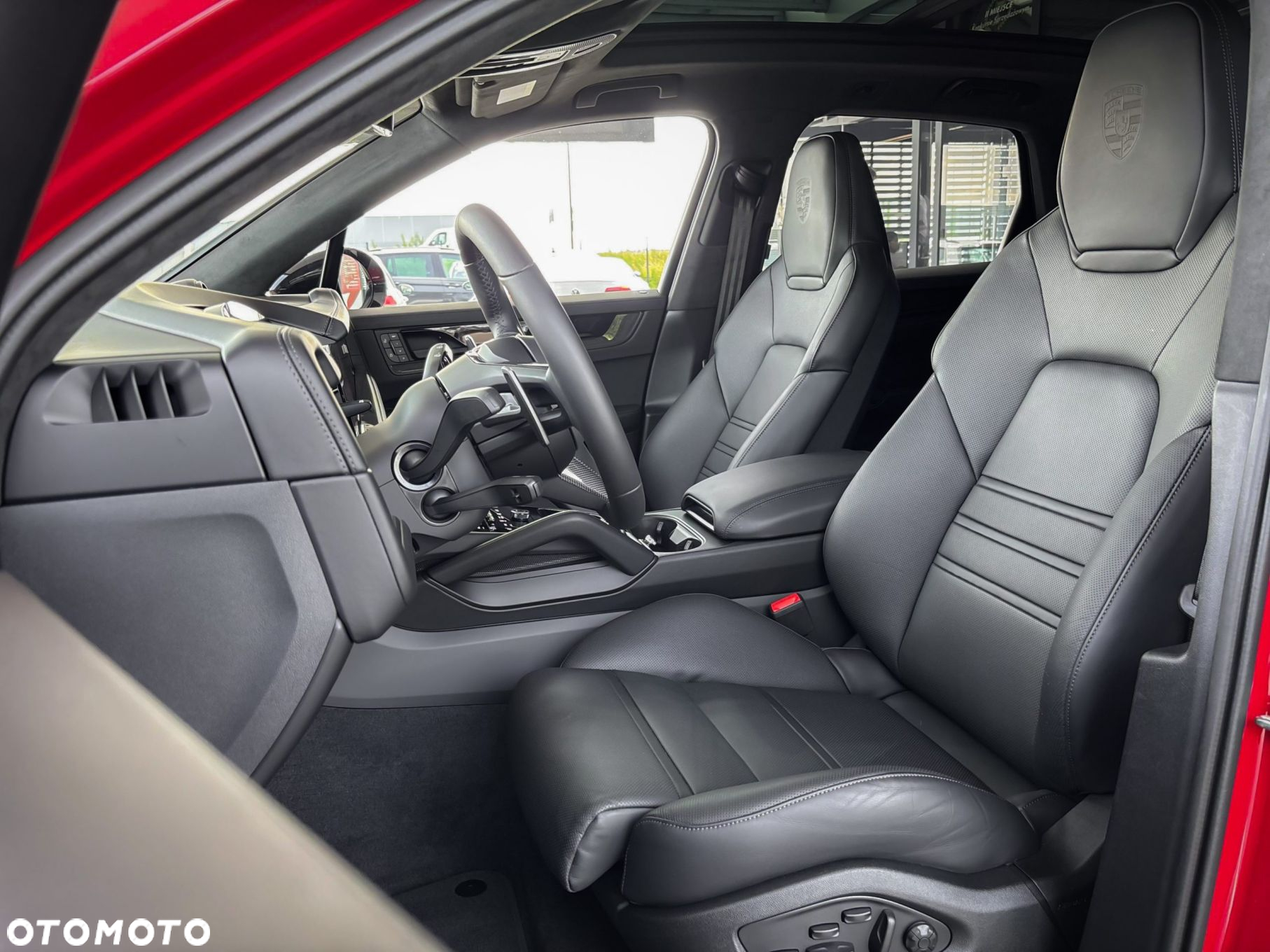 Porsche Cayenne GTS - 9