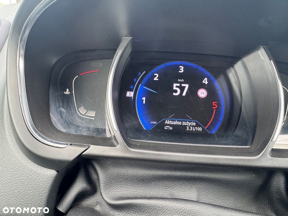 Renault Grand Scenic - 31