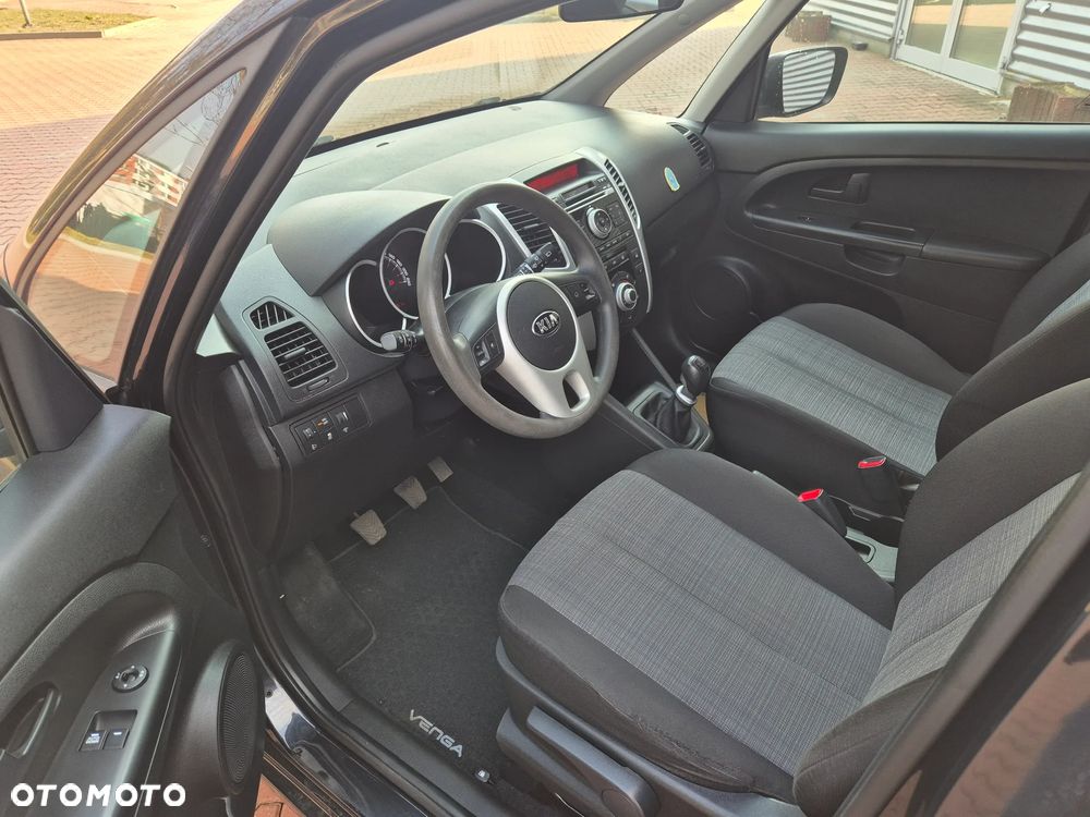 Kia Venga 1.6 Business Line - 14