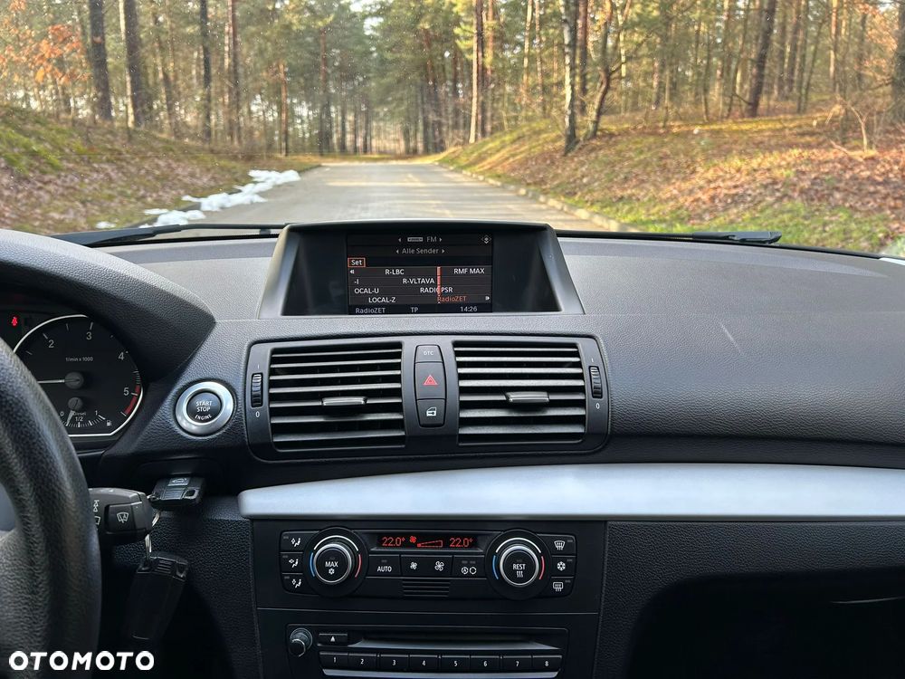 BMW Seria 1 118d DPF - 16