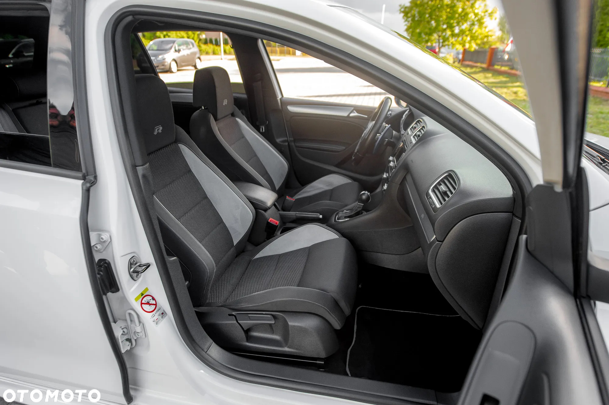 Volkswagen Golf VI 2.0 TSI 4Mot R DSG - 24