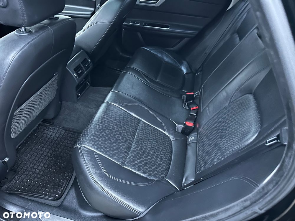 Jaguar XF 2.0 i4D Prestige - 10