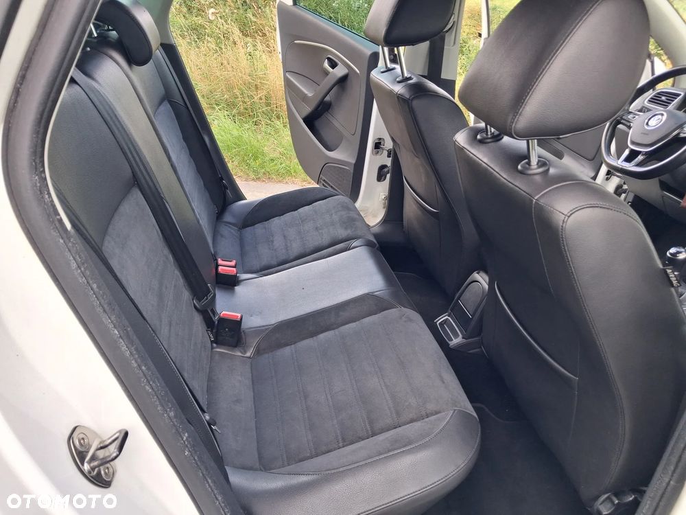 Volkswagen Polo 1.4 TDI Blue Motion Technology Allstar - 10