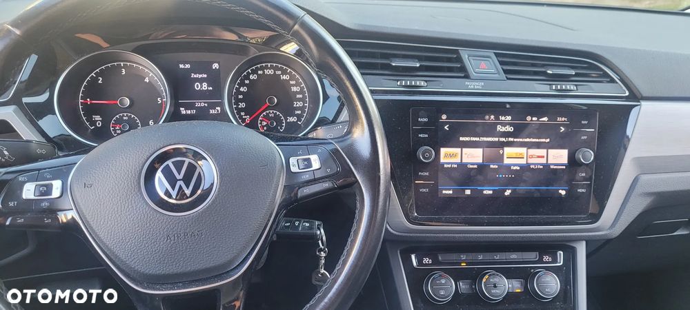 Volkswagen Touran - 8