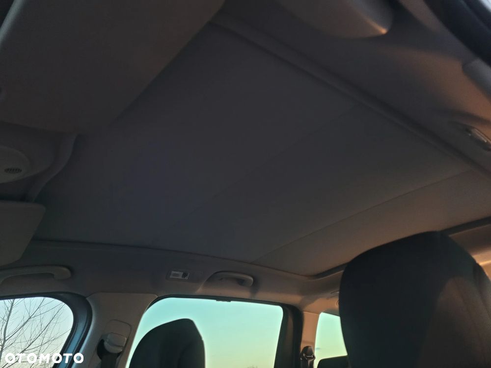 Peugeot 5008 HDI FAP 150 Family Plus - 15