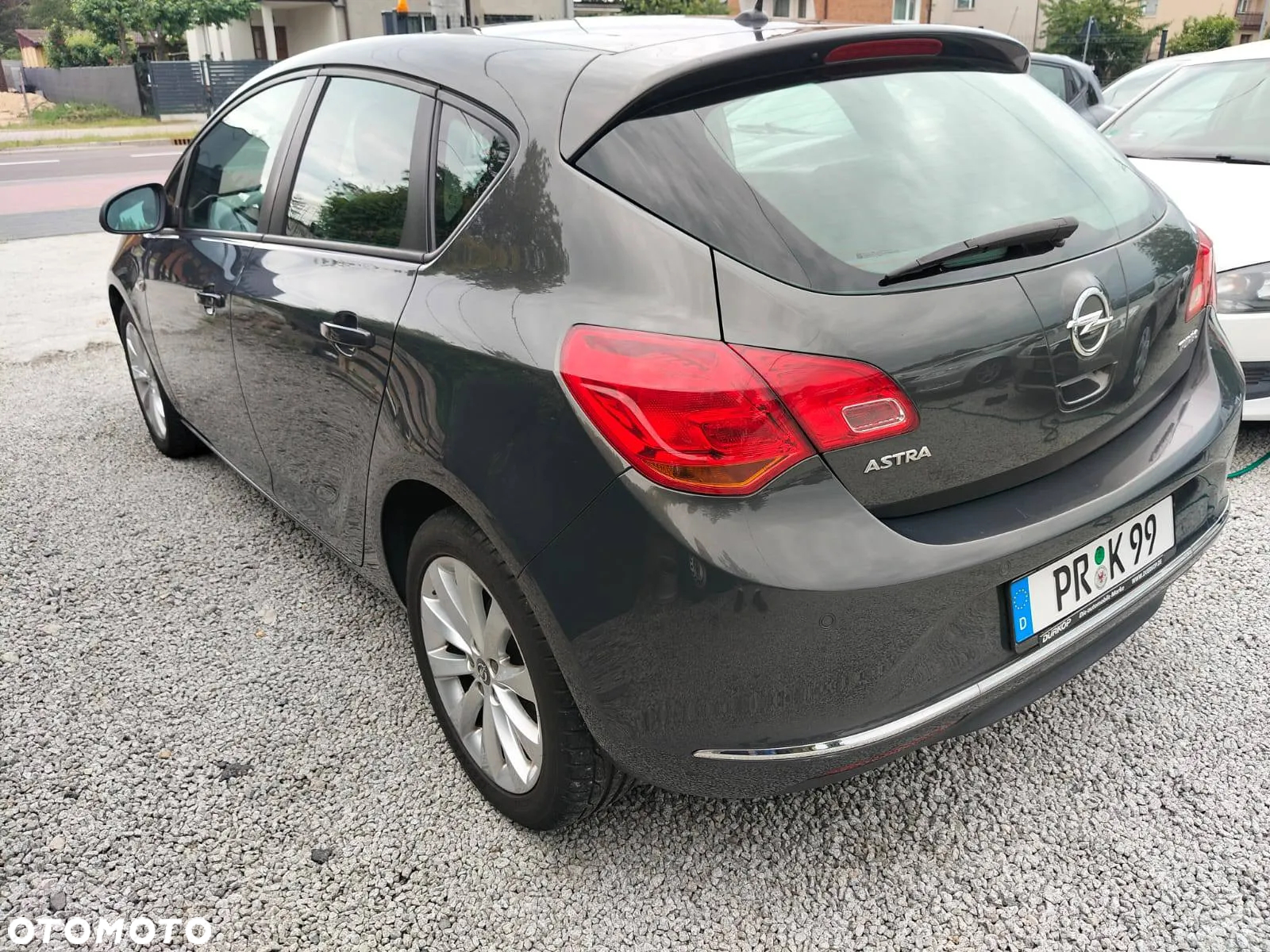 Opel Astra GTC 1.4 Turbo - 9