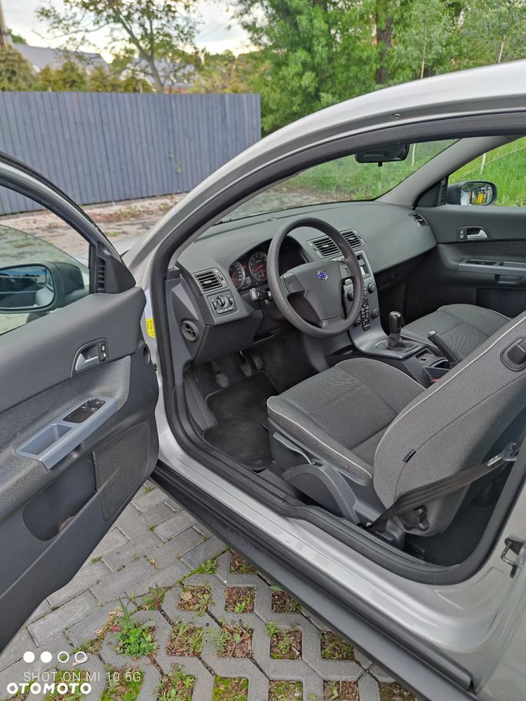 Volvo C30 1.6 Momentum - 6