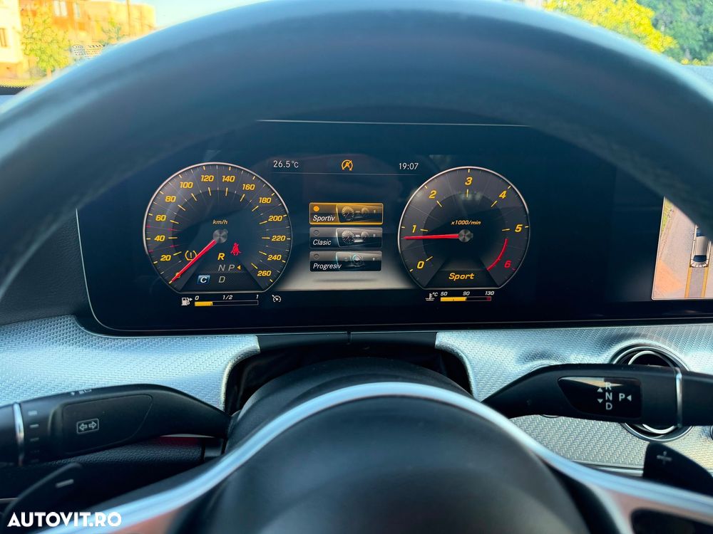 Mercedes-Benz E 220 d 9G-TRONIC Avantgarde - 11