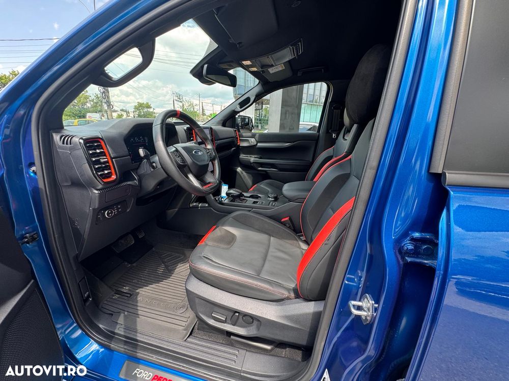 Ford Raptor - 14