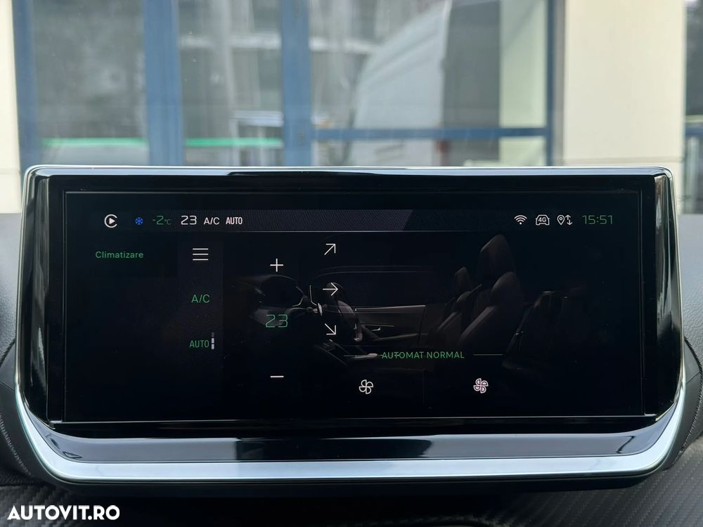 Peugeot 2008 PureTech 100 Stop&Start Allure - 28