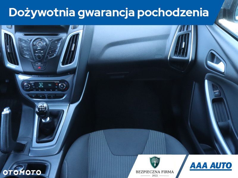 Ford Focus SW - 10