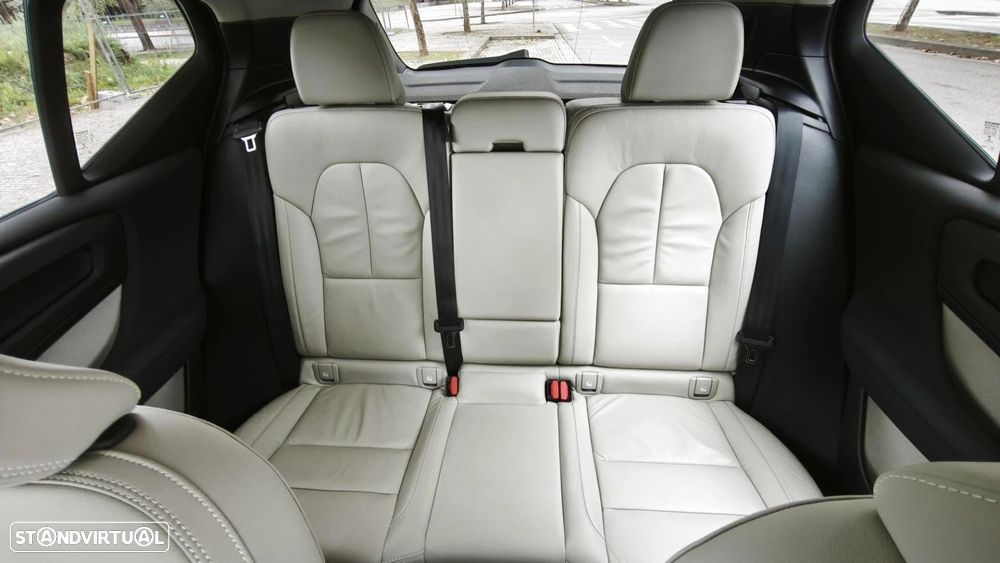 Volvo XC 40 1.5 T4 PHEV Plus Dark - 17