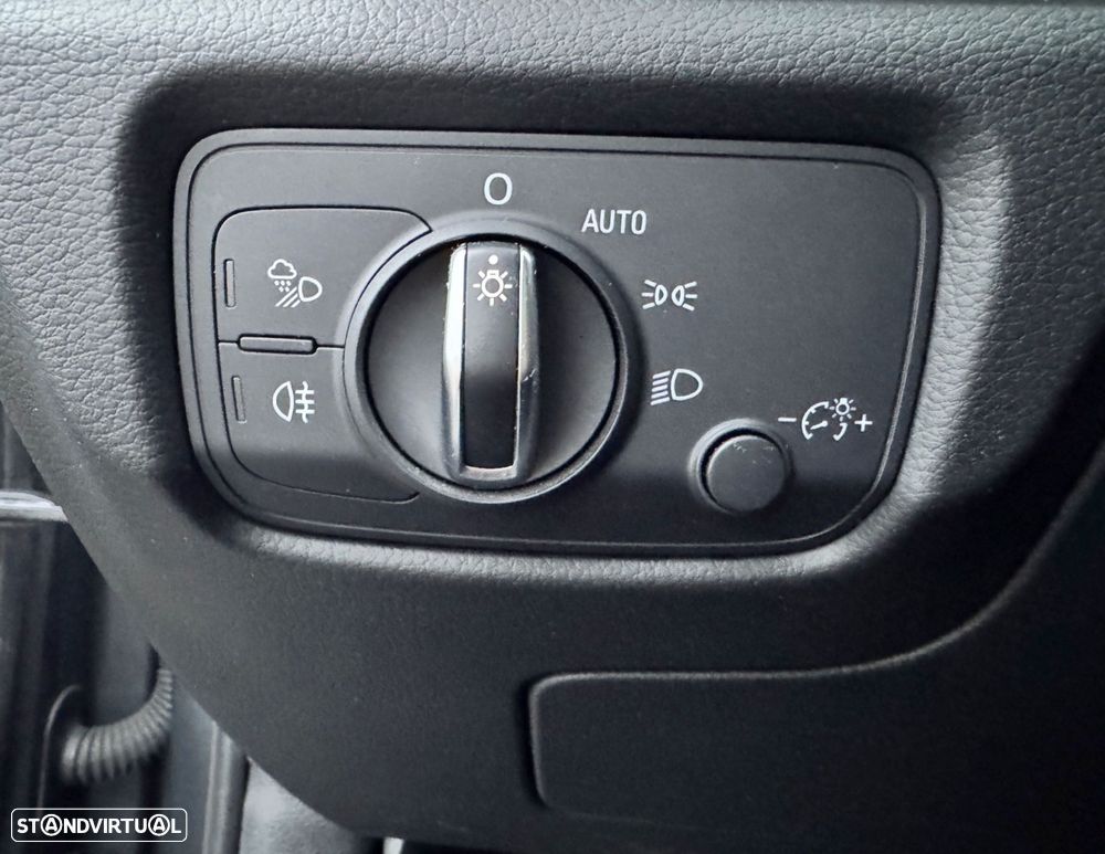 Audi A3 Limousine 1.6 TDI S-line - 10