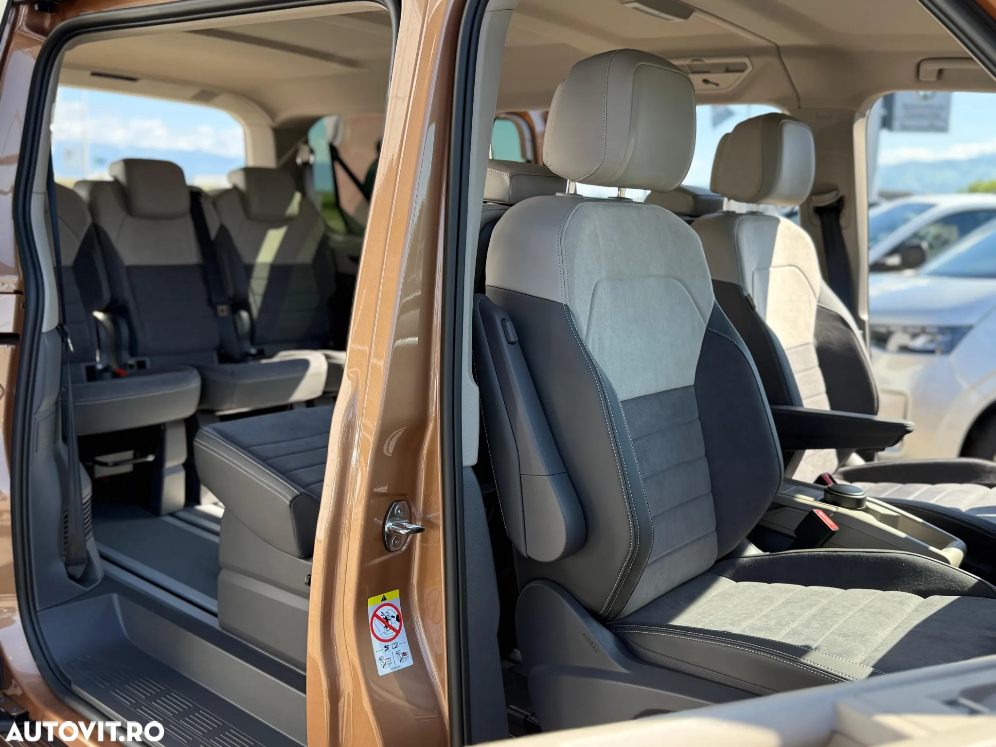 Volkswagen Multivan L 2.0 TDI DSG 110KW Style - 30
