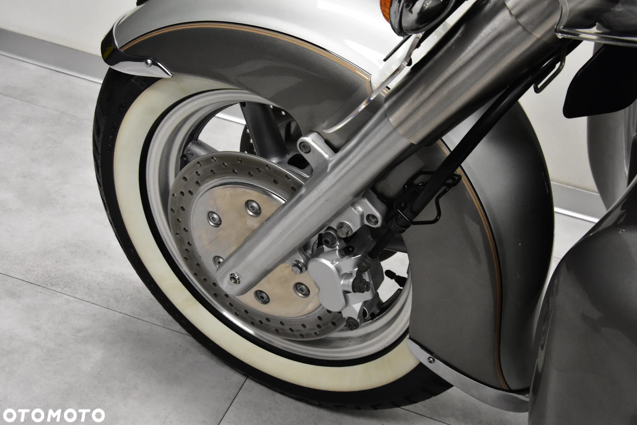 Yamaha XVZ - 35