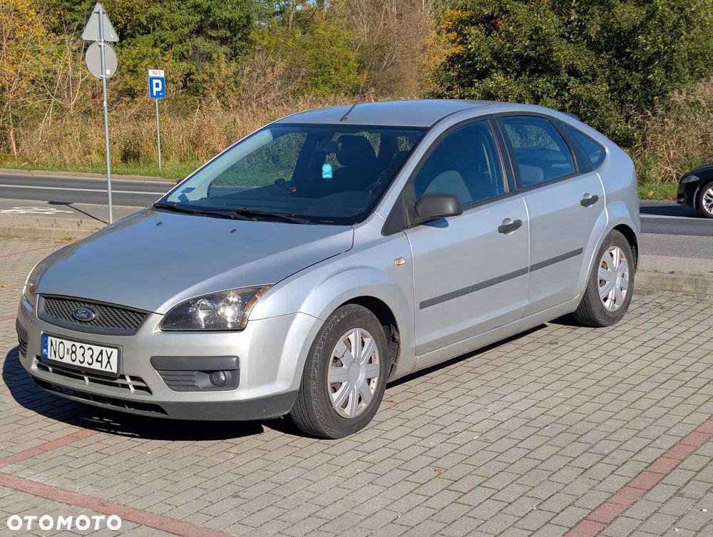 Ford Focus 2005 photo 2