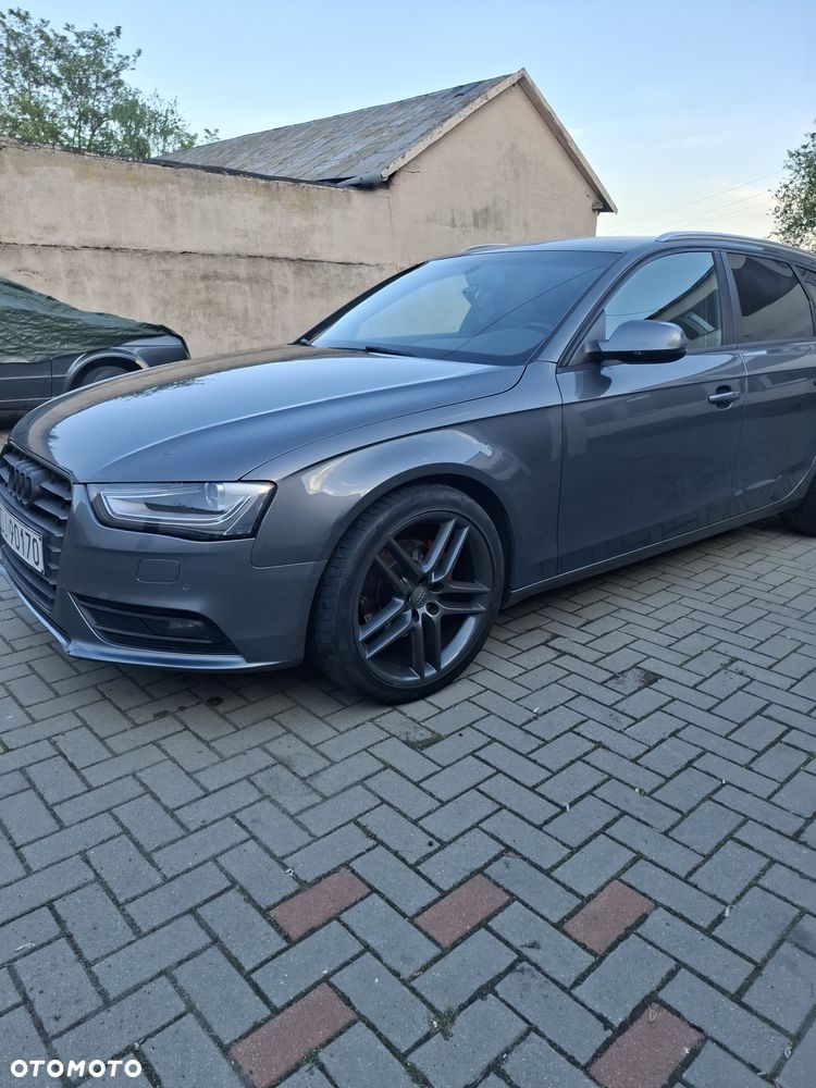 Audi A4 Avant 2.0 TDI - 7