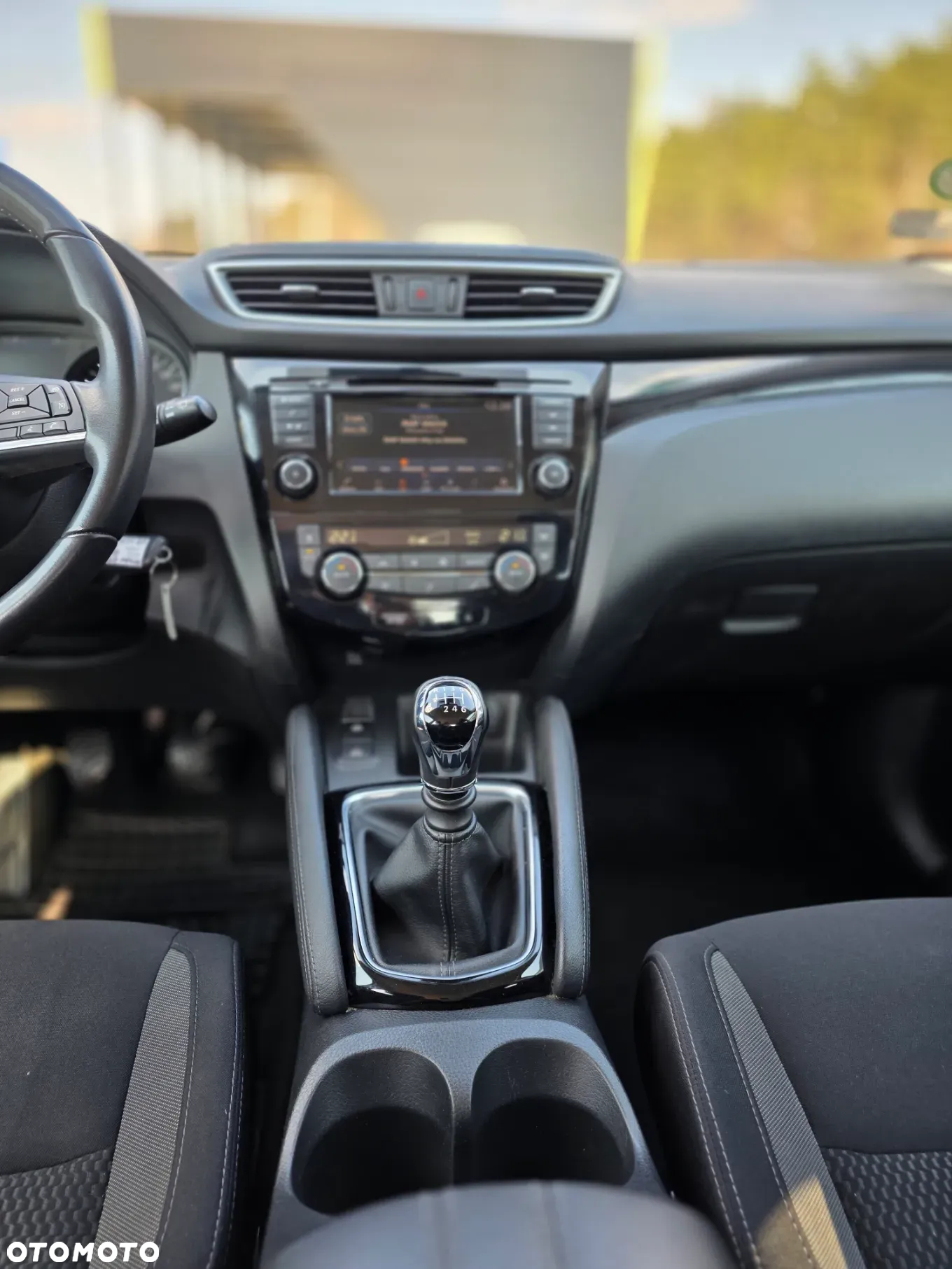 Nissan Qashqai 1.3 DIG-T N-Connecta - 26