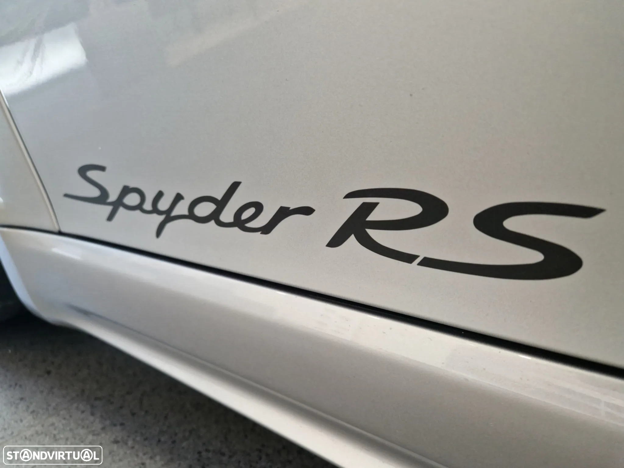Porsche 718 Spyder RS - 3